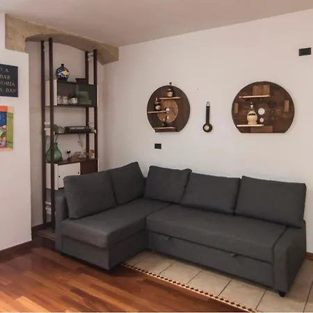 Holiday home Il Borgo Antico Casa *